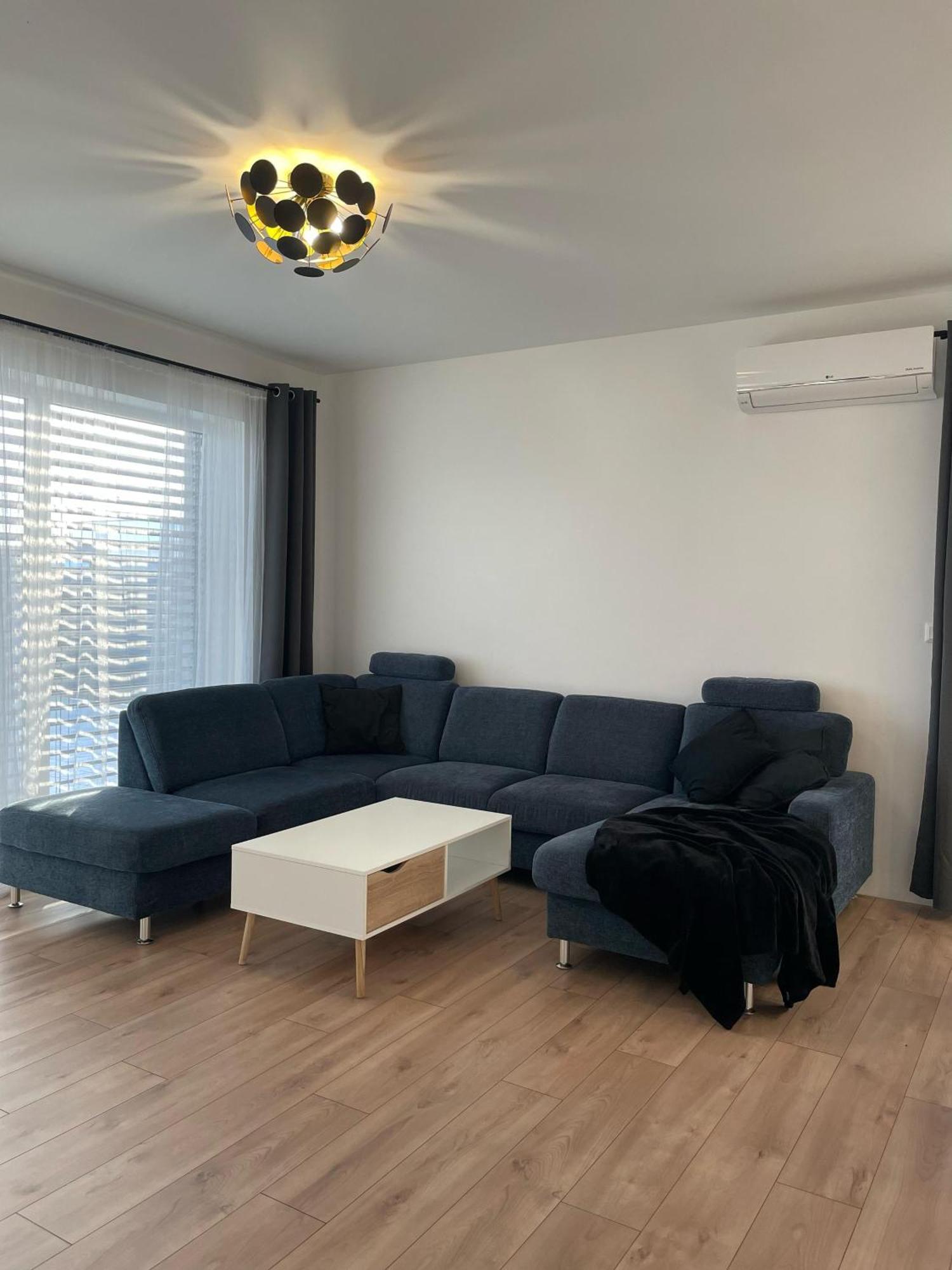 Klimatizovany Apartmanovy Dom, S Virivkou, 1B Сенець Екстер'єр фото