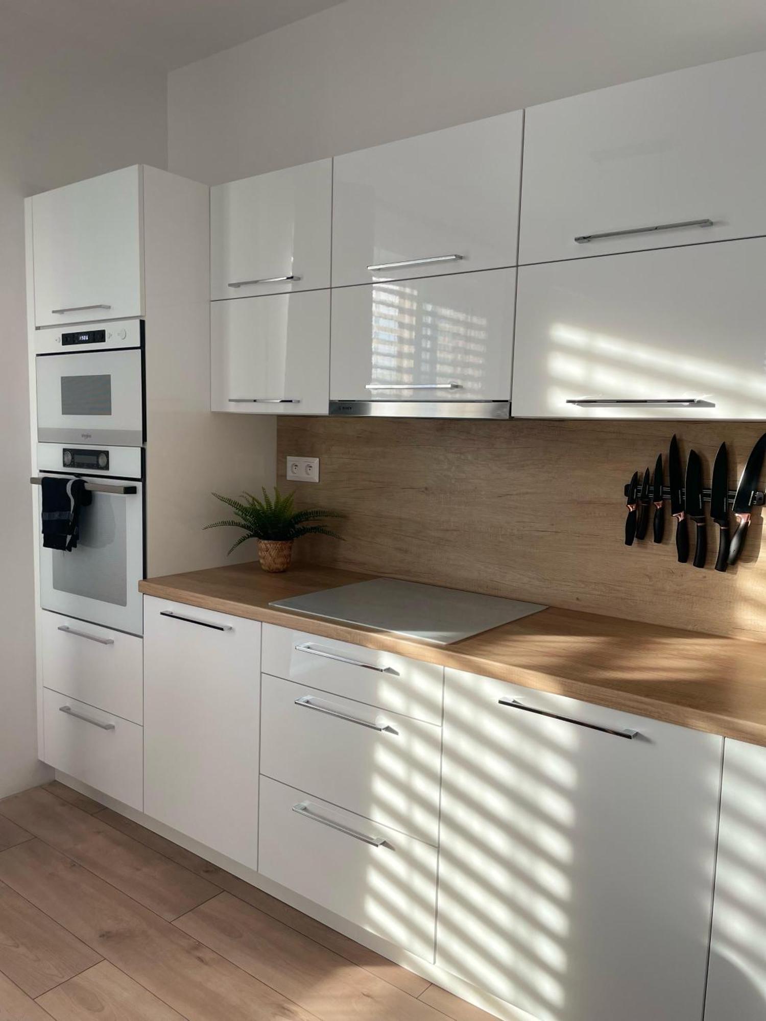 Klimatizovany Apartmanovy Dom, S Virivkou, 1B Сенець Екстер'єр фото